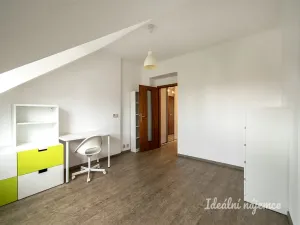 Pronájem bytu 3+1, Praha - Strašnice, Kounická, 96 m2