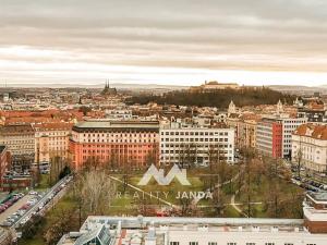 Pronájem kanceláře, Brno, Šumavská, 203 m2