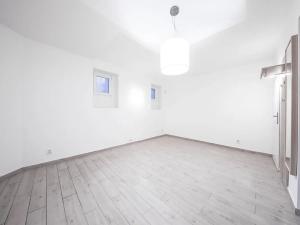 Prodej obchodního prostoru, Praha - Nové Město, Ječná, 31 m2