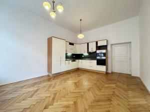 Pronájem bytu 3+kk, Praha - Smíchov, Lidická, 84 m2