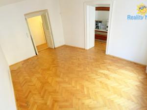 Pronájem bytu 3+kk, Praha - Vinohrady, Šmilovského, 89 m2