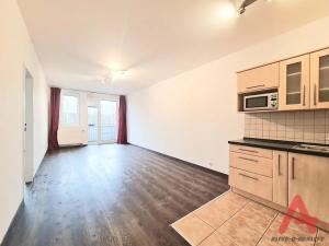 Pronájem bytu 2+kk, Praha - Letňany, Zlonická, 54 m2