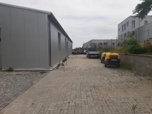 Pronájem skladu, Zbuzany, Na Sadech, 200 m2