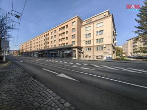 Prodej bytu 2+1, Hradec Králové - Pražské Předměstí, Gočárova třída, 58 m2