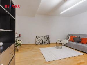 Prodej bytu 1+kk, Praha - Vysočany, Na vysočanských vinicích, 43 m2