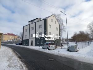 Pronájem bytu 2+kk, Lipová, 60 m2