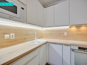 Pronájem bytu 2+kk, Olomouc - Nové Sady, Družební, 63 m2