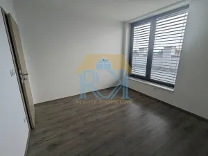 Pronájem bytu 2+kk, Hodonín, 55 m2