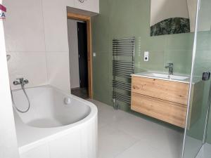 Prodej bytu 3+kk, Liberec, Na Ladech, 110 m2