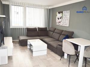 Pronájem bytu 2+kk, Kladno, Anglická, 41 m2