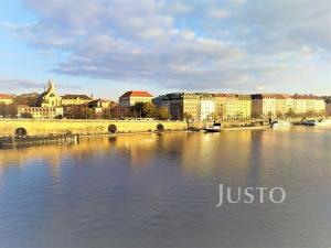 Pronájem bytu 3+1, Praha - Smíchov, Hořejší nábřeží, 95 m2