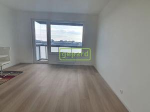 Pronájem bytu 1+kk, Praha - Vysočany, Kolbenova, 30 m2