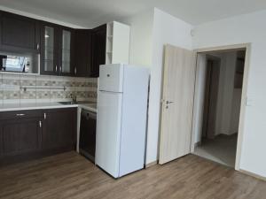 Pronájem bytu 3+kk, Šestajovice, U Váhy, 72 m2