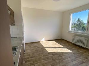 Pronájem bytu 2+kk, Hrádek nad Nisou, Liberecká, 34 m2