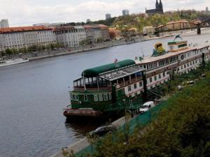 Pronájem bytu 3+1, Praha - Smíchov, Hořejší nábřeží, 95 m2