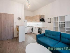 Pronájem bytu 2+kk, Praha - Holešovice, Plynární, 48 m2