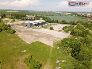 Prodej komerčního pozemku, Mochov, 11529 m2