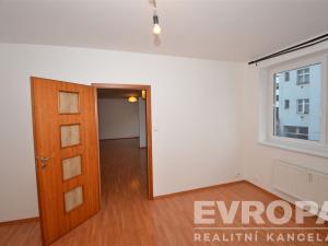 Pronájem bytu 2+kk, Praha - Michle, Pobočná, 61 m2