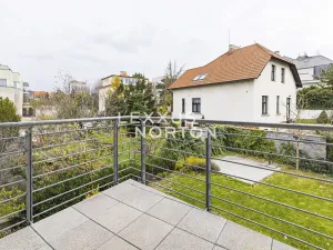 Pronájem bytu 3+1, Praha - Podolí, Lopatecká, 155 m2