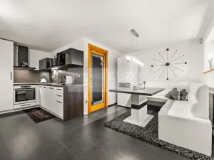 Prodej rodinného domu, Stará Huť, Ke Strži, 230 m2