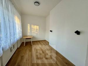 Pronájem bytu 3+kk, Brno, Pellicova, 79 m2