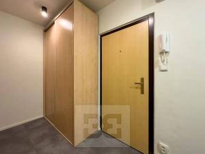 Pronájem bytu 2+kk, Praha - Letňany, Letovská, 50 m2