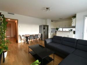 Pronájem bytu 3+kk, Praha - Letňany, Nepomuckých, 80 m2