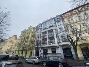 Pronájem obchodního prostoru, Praha - Vinohrady, náměstí Jiřího z Poděbrad, 35 m2