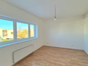 Prodej rodinného domu, Jenštejn, Zlatnická, 120 m2