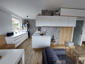 Pronájem bytu 2+kk, Praha - Krč, Pod vrstevnicí, 62 m2