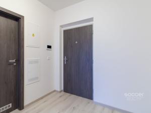 Pronájem bytu 2+kk, Praha - Kbely, Sedlářova, 57 m2