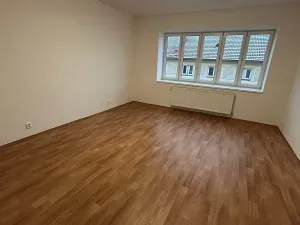 Pronájem bytu 3+1, Opava, Alšova, 90 m2