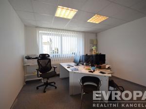 Prodej komerční nemovitosti, Kolín - Kolín IV, Královská cesta, 1510 m2