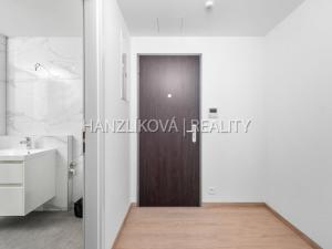 Prodej bytu 1+kk, České Budějovice, Hálkova, 24 m2
