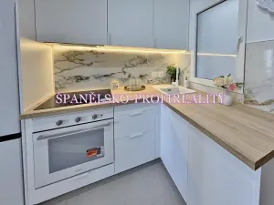 Prodej bytu 4+kk, Torrevieja, Španělsko, 80 m2