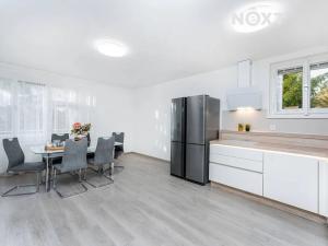 Prodej bytu 4+kk, Benešov, Nezvalova, 84 m2