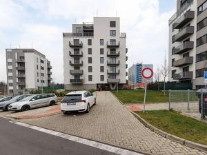 Pronájem bytu 1+kk, Praha - Hloubětín, Za černým mostem, 36 m2