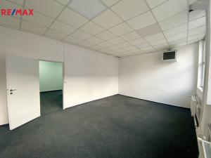 Pronájem kanceláře, Zlín, Vavrečkova, 50 m2