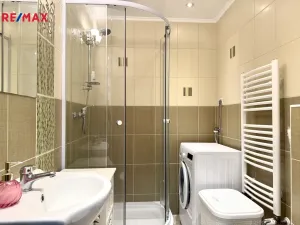 Pronájem bytu 2+1, Karlovy Vary, Petřín, 47 m2