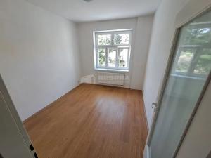 Pronájem bytu 2+kk, Praha - Kamýk, Pavlíkova, 43 m2