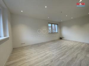 Pronájem bytu 2+kk, Praha - Karlín, Pernerova, 42 m2