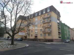 Pronájem bytu 2+1, Karlovy Vary, Šumavská, 63 m2