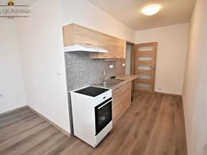 Pronájem bytu 2+kk, Liberec, Soukenická, 39 m2