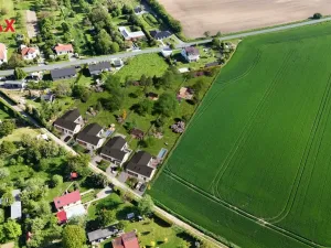 Prodej pozemku pro bydlení, Lazníky, 1050 m2