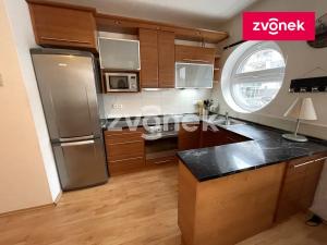 Prodej bytu 2+kk, Zlín, Plesníkova, 48 m2