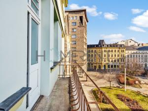 Prodej bytu 3+1, Liberec - Liberec III-Jeřáb, nám. Soukenné, 126 m2