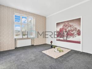 Prodej bytu 3+1, Liberec - Liberec III-Jeřáb, nám. Soukenné, 126 m2