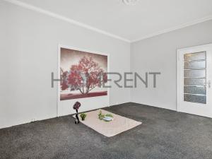 Prodej bytu 3+1, Liberec - Liberec III-Jeřáb, nám. Soukenné, 126 m2