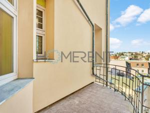 Prodej bytu 3+1, Liberec - Liberec III-Jeřáb, nám. Soukenné, 126 m2