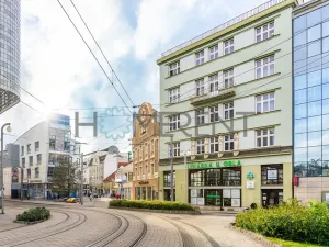 Prodej bytu 3+1, Liberec - Liberec III-Jeřáb, nám. Soukenné, 126 m2